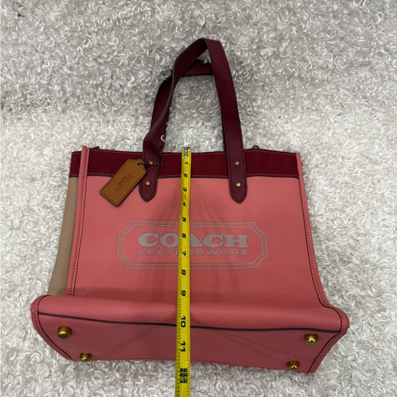 Coach Field Tote 22 Bag - Picture 16 of 16